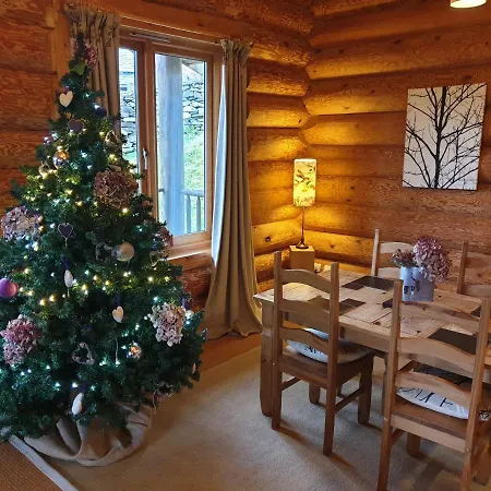 Damson Cabin * Ulverston