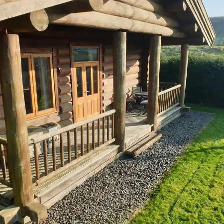 Damson Cabin ألفرستون
